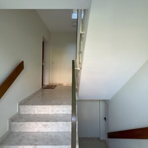 Eingang, Treppenhaus
