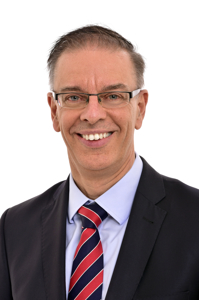 Herr Thomas Neubauer